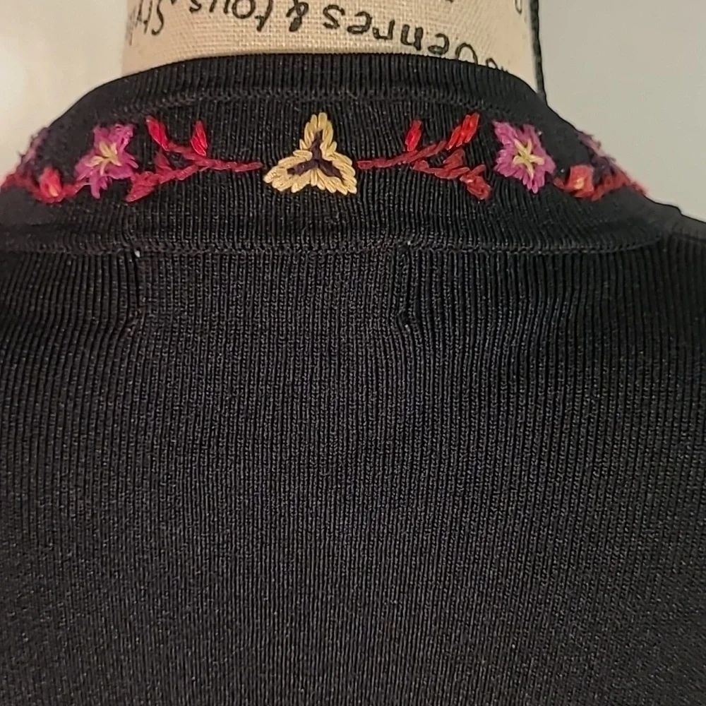 Embroidered Sweater - Picture 6 of 7